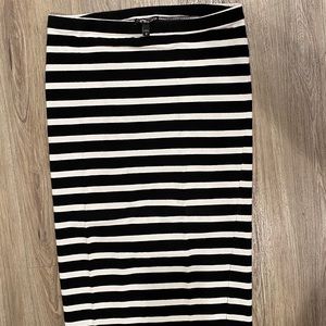 Express Pencil Skirt
